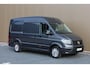 Volkswagen Crafter 140 PK automaat Exclusive L3H3 GVW 3.5T | Nieuw Model | BPM vrij | Trekhaak | Adaptive Cruise Control | Climatic | Navigatie | Park Assist | Apple CarPlay / Android auto | DAB | 17 inch lichtmetalen velgen
