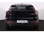 Volvo EC40 Performance Ultra Black Edition 82 kWh - Panoramadak - IntelliSafe Assist & Surround - 360º Camera - Harman/Kardon audio - Verwarmde voorstoelen, stuur & achterbank - Parkeersensoren voor & achter - Elektr. bedienb. voorstoelen met geheugen links - Draadloze tel. lader - Warmtepomp - Extra getint glas - Elektr. inklapbare trekhaak - 20' LMV