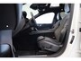 Volvo XC60 T4 190PK R-Design | Pano-dak | Climate Pack | Intellisafe | Parkeerverw.