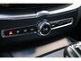 Volvo XC60 T4 190PK R-Design | Pano-dak | Climate Pack | Intellisafe | Parkeerverw.