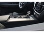 Volvo XC60 T4 190PK R-Design | Pano-dak | Climate Pack | Intellisafe | Parkeerverw.
