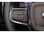 Volvo EC40 Extended Range Core 82 kWh - Panoramadak - IntelliSafe Assist & Surround - 360º Camera - Verwarmde voorstoelen, stuur & achterbank - Parkeersensoren voor & achter - Draadloze tel. lader - Warmtepomp - Extra getint glas - Elektr. inklapbare trekhaak - 19' LMV