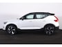 Volvo XC40 Extended Range Ultimate 82 kWh - Panorama/schuifdak - IntelliSafe Assist & Surround - 360º Camera - Harman/Kardon audio - Verwarmde voorstoelen, stuur & achterbank - Parkeersensoren voor & achter - Elektr. bedienb. voorstoelen met geheugen links - Draadloze tel. lader - Warmtepomp - 19' LMV