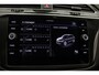 Volkswagen Tiguan R-Line Business 1.4 TSI eHybrid 245pk DSG Automaat Trekhaak, Black Style, LED matrix koplampen, Panoramadak, Adaptive cruise control, Achteruitrijcamera