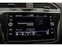 Volkswagen Tiguan R-Line Business 1.4 TSI eHybrid 245pk DSG Automaat Trekhaak, Black Style, LED matrix koplampen, Panoramadak, Adaptive cruise control, Achteruitrijcamera