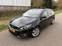 Peugeot 308 SW 1.2 PureTech Blue Lease Executive / PANORAMADAK / NAVI / CRUISE