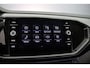 Volkswagen T-Cross Style 1.0 TSI 115pk DSG Automaat Adaptive cruise control, Achteruitrijcamera, Stoelverwarming, LED koplampen, Parkeersensoren, App connect