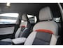 MG MG4 Trophy Extended Range 77 kWh | Navi | Dual Color Interieur | 360 Camera | Led Koplampen | Apple Carplay | Keyless Entry & Go |