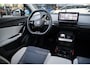 MG MG4 Trophy Extended Range 77 kWh | Navi | Dual Color Interieur | 360 Camera | Led Koplampen | Apple Carplay | Keyless Entry & Go |