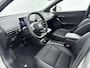 MG MG4 Electric Luxury 64 kWh 204PK | Navigatie | Half-Lederen Bekleding | 360 Graden Camera | Apple CarPlay & Android Auto