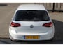 Volkswagen Golf 1.2 TSI Trendline Climate control/Achteruitrijcamera/Parkeersensoren rondom/Stoelverwarming/Dodehoek detectie/Bluetooth/Parkeerhulp/17'' Lichtmetalen velgen/Radio CD-Speler/Elektrische ramen/Elektrisch verstelbare spiegels.