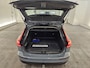 Volvo V60 2.0 B3 Essential | Trekhaak | Parkeersensoren voor + achter | Achteruitrijcamera | 18" velgen | Google Maps navigatie | Apple Carplay / Android Auto | Sport pack |
