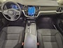 Volvo V60 2.0 B3 Essential | Trekhaak | Parkeersensoren voor + achter | Achteruitrijcamera | 18" velgen | Google Maps navigatie | Apple Carplay / Android Auto | Sport pack |