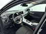 Hyundai Kona Electric EV Comfort Smart 64 kWh | Navigatie met Apple Carplay/Android Auto | Warmtepomp | Stoel en stuurwiel verwarming | climate control |  Soh 95,3% |