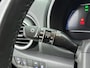 Hyundai Kona Electric EV Comfort Smart 64 kWh | Navigatie met Apple Carplay/Android Auto | Warmtepomp | Stoel en stuurwiel verwarming | climate control |  Soh 95,3% |