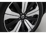 Volvo XC40 Recharge Plus 70 kWh | ACC | BLIS | Stoel+Stuurverwarming | Keyless | 19 Inch | Camera
