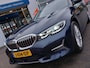 BMW 3-Serie Touring 320i 184pk Automaat High Executive Individual | Origineel NL | Navi | Apple Carplay | Adap.Cruise | Leder+Verwarmd | Dodehoek+Rijstrooksensor | Pdc V+A+Assist+360 Camera | Privacy Glass