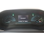 Peugeot e-2008 EV Active 50 kWh | 16 inch lichtmetalen velgen | Remote services | Parkeersensoren | Cruise control | Hill-hold functie |