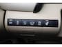 Toyota Camry 2.5 Hybrid Premium | Leder | Stoelventilatie | Stoel-/stuurverwarming | Navigatie | JBL | Head-up display | Dodehoek detectie | 360 camera
