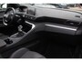 Peugeot 3008 1.2 PureTech GT Line Avantage / Trekhaak / Camera / Navigatie / 19'' / Half leder / CarPlay / Keyless / Cruise Control