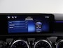 Mercedes-Benz A-klasse 180 Business Solution AMG | Elektrisch bedienbaar panorama-dak | Achteruitrijcamera | 19inch Multispaak velgen | Mulitbeam koplampen