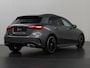Mercedes-Benz A-klasse 180 Business Solution AMG | Elektrisch bedienbaar panorama-dak | Achteruitrijcamera | 19inch Multispaak velgen | Mulitbeam koplampen