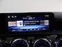 Mercedes-Benz A-klasse 180 Business Solution AMG | Elektrisch bedienbaar panorama-dak | Achteruitrijcamera | 19inch Multispaak velgen | Mulitbeam koplampen