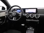 Mercedes-Benz CLA 180 AMG Line | Panoramadak | Sfeerverlichting | Nightpakket | Stoelverwarming | Multimedia Systeem Groot |