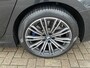 BMW 3-Serie Touring 330e M-Sport 292 pk Trekhaak Life Cockpit Adaptieve Cruise Camera Alcantara Parkeersensoren Stoelverwarming Stuurverwarming Sfeerverlichting Apple Carplay Android Auto DAB Plug In Hybride
