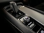 Volvo XC90 2.0 T8 Recharge AWD R-Design Pano B&W Luchtvering Trekh. 360°