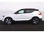 Volvo XC40 Recharge Plus 70 kWh - IntelliSafe Assist & Surround - Parkeercamera achter - Verwarmde voorstoelen & stuur - Parkeersensoren voor & achter - Draadloze tel. lader - Warmtepomp - Extra getint glas - 19' LMV