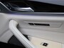 BMW 5-Serie Touring 540i xDrive High Executive | Automaat | Panoramadak | Harman Kardon | Lederen Bekleding | Stoelverwarming + Stoelventilatie | head-up display | 360. Camera | Sfeerverlichting |