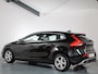 Volvo V40 2.0 T2 Nordic+ R-Design, Leder, Navigatie, Stoelverwarming