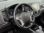 Mitsubishi Outlander 2.4 PHEV Instyle / Full Options! / Dealer Onderhouden / Trekhaak 1.500 KG Trekgewicht / Schuif- & Kanteldak / Lederen Bekelding / Stoel- & Stuurverwarmng / Adaptieve Cruise Control / Climate Control / Fabrieksgarantie t/m 07-12-2026 /