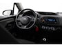 Toyota Yaris 1.0 VVT-i Comfort | Origineel NL | Airco | Rijstrooksensor | Grootlichtassistent | Multifunctioneel stuurwiel | Elektrische ramen voor | Bluetooth | Radio CD speler