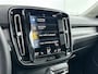 Volvo XC40 T5 Recharge Ultimate Dark | 20" | Leder | Trekhaak | Getint glas | Panoramadak | Harman Kardon | Elektr. verst. Stoelen | Full LED | Stoel/stuurverwarming | Adaptieve Cruise | BLIS | Keyless