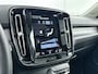 Volvo XC40 T5 Recharge Ultimate Dark | 20" | Leder | Trekhaak | Getint glas | Panoramadak | Harman Kardon | Elektr. verst. Stoelen | Full LED | Stoel/stuurverwarming | Adaptieve Cruise | BLIS | Keyless