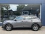 Peugeot 2008 1.2 Turbo 130 PK Active | All season banden | Volledig dealer onderhouden | 6 Versnellingsbak | Trekhaak 1200 KG | Navigatie via Telefoon | Stoelverwarming | Airconditioning | Lichtmetalen Velgen | Parkeersensoren | LED Verlichting | Apple Carplay & Android Auto |