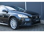 Volvo V40 Cross Country T3 Automaat Polar+ Luxury | Panoramadak| Afneembare trekhaak| Alarmklasse 3| Premium Audio| Lederen Bekleding| Exterior Styling kit.