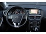 Volvo V40 Cross Country T3 Automaat Polar+ Luxury | Panoramadak| Afneembare trekhaak| Alarmklasse 3| Premium Audio| Lederen Bekleding| Exterior Styling kit.