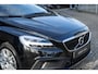 Volvo V40 Cross Country T3 Automaat Polar+ Luxury | Panoramadak| Afneembare trekhaak| Alarmklasse 3| Premium Audio| Lederen Bekleding| Exterior Styling kit.