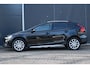 Volvo V40 Cross Country T3 Automaat Polar+ Luxury | Panoramadak| Afneembare trekhaak| Alarmklasse 3| Premium Audio| Lederen Bekleding| Exterior Styling kit.