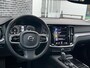 Volvo V60 2.0 T6 Recharge AWD Inscription Expression | Panoramadak | Trekhaak | Apple CarPlay & Android Auto | Cruise Control | Navigatie | LED Koplampen | Winterpakket