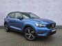Volvo XC40 Plug-in Hybrid T5 R-Design | Adaptive Cruise Control | Trekhaak | Dodehoekdetectie | Harman-Kardon Audio | Navigatie | Climate Control | Stoelverwarming/Stuurwielverwarming