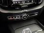 Volvo XC60 2.0 T8 Plug-in hybrid AWD Ultra Black Edition Pano, Leder, Camera, Winterpakket, Memory stoelen, Elektrische achterklep, Virtual desk, 2 jaar garantie