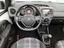 Peugeot 108 Active TOP! 72pk | Elektrisch vouwdak | Airco | Elektrische ramen | Centrale portiervergrendeling | Bluetooth | Radio/MP3 speler met stuurbediening | Donker getint glas | Zuinig en voordelig autorijden! |