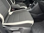 Volkswagen T-Roc 1.5 TSI Sport GEEN AFLEVERKOSTEN | Automaat | Navigatiesysteem | Climate Control | Adaptieve Cruise Control | Achteruitrijcamera | Parkeersensoren voor- en achter | DAB radio | 12 maanden BOVAG garantie