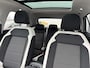Volkswagen T-Roc 1.5 TSI Sport GEEN AFLEVERKOSTEN | Automaat | Navigatiesysteem | Climate Control | Adaptieve Cruise Control | Achteruitrijcamera | Parkeersensoren voor- en achter | DAB radio | 12 maanden BOVAG garantie