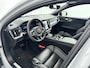 Volvo V60 T6 Recharge Plus Dark | 18" | Sportstoelen | Panoramadak | 360 Camera | Harman Kardon | Trekhaak | Elektr. verst. stoelen | Stoel/stuur/achterbankverwarming