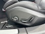 Volvo V60 T6 Recharge Plus Dark | 18" | Sportstoelen | Panoramadak | 360 Camera | Harman Kardon | Trekhaak | Elektr. verst. stoelen | Stoel/stuur/achterbankverwarming
